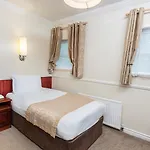 The Lansdowne 3*