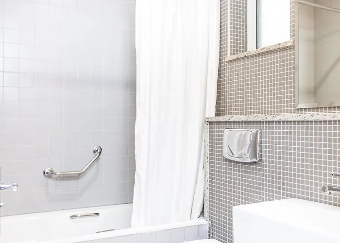 The Lansdowne Hotel Dublin