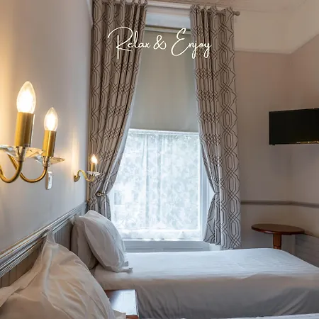 The Lansdowne Отель 3*