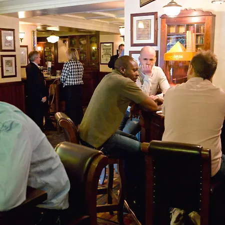 The Lansdowne Дублин