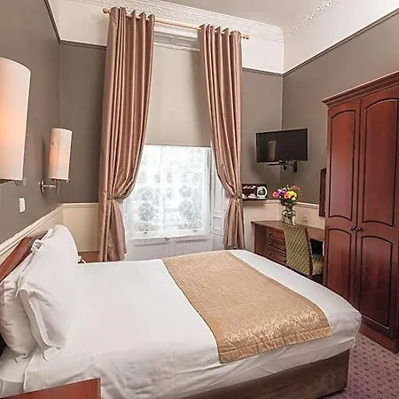 The Lansdowne Отель 3*