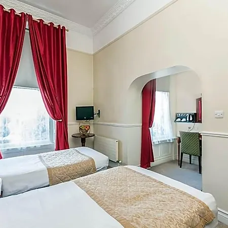 The Lansdowne 3* Дублин